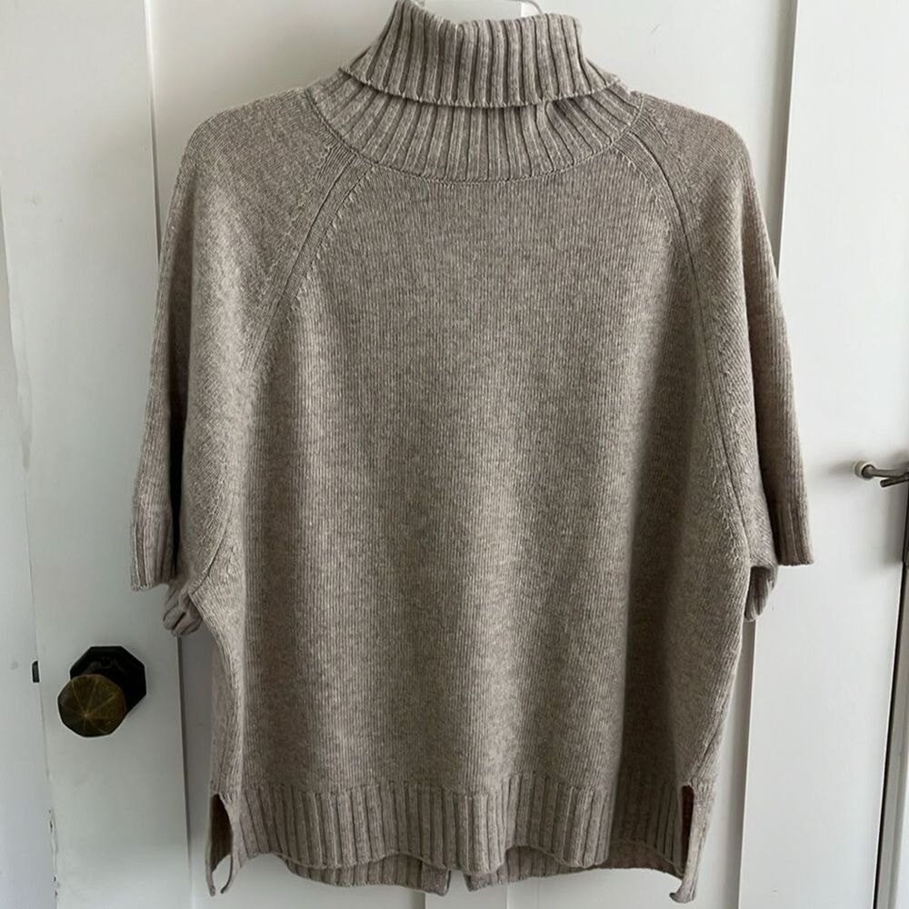 EUC Max Mara MaxMara Weekend Virgin Wool beige oversized short sleeve Sweater S - Picture 6 of 12